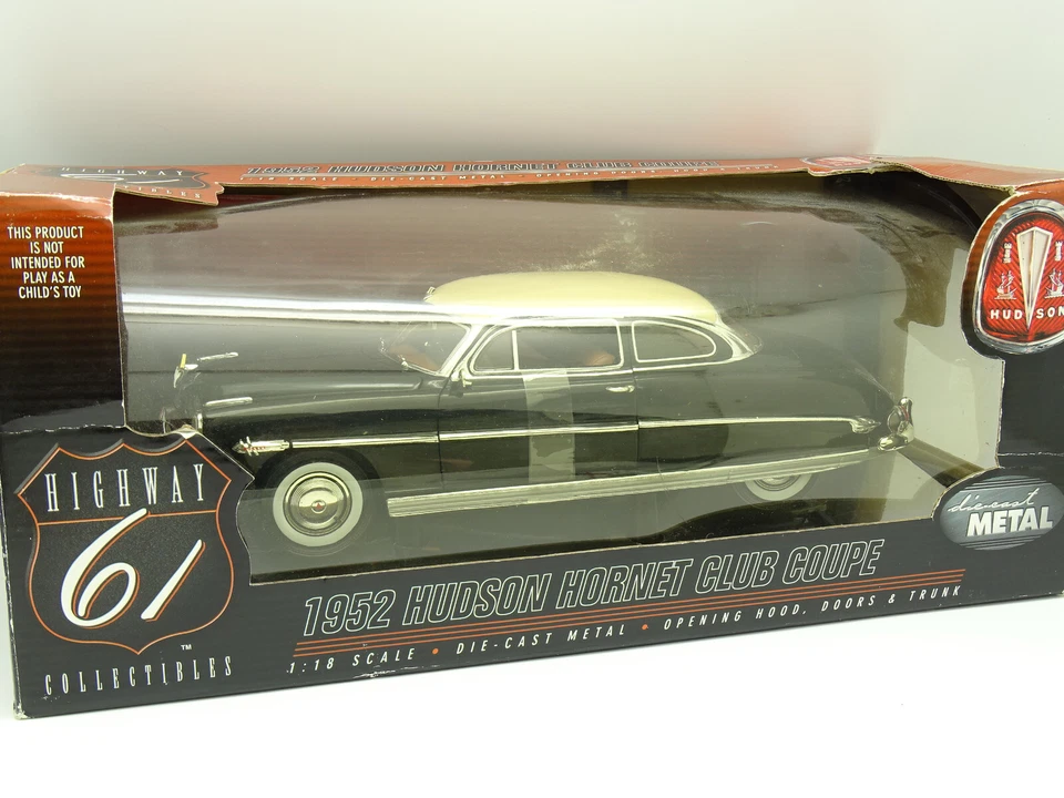 ERTL Highway 61 1/18 - Hudson Hornet Club Coupé 1952 Nera - Immagine 1 di 1
