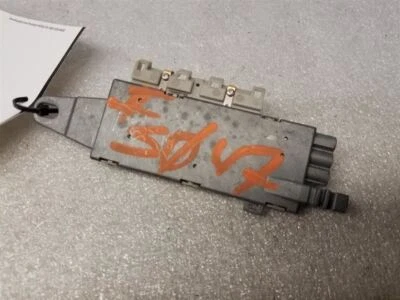 2004 Mercedes-Benz E320 — антенный усилитель — 2118203089 — R134797 - Изображение 1 из 4