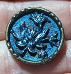 Antikes Lilie Blumen Bild Knopf Metall blau getönt Story - Bild 1 von 8