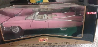 1:18 Maisto Premiere Edition Pink 1959 Cadillac Eldorado Biarritz Convertible  - Image 1 of 4