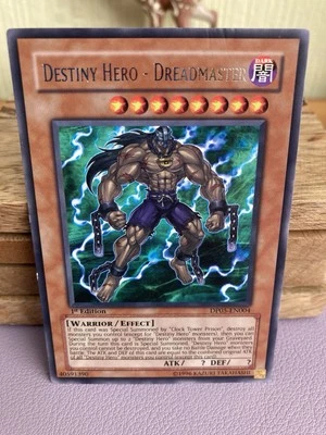 Destiny Hero Dreadmaster — (Holo Rare ‘DARK - WARRIOR/EFFECT’ Yu-Gi-Oh! TC). - Image 1 of 2