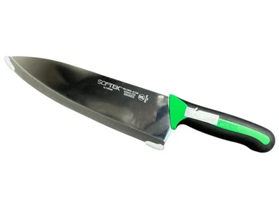 Cuchillo de chef Winco Softek de 8 pulgadas con mango ergonómico verde y negro Foto 1 de 3