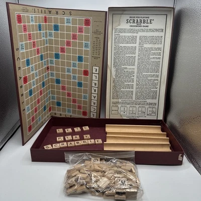 Vintage 1976 Scrabble Classic Board Game Selchow & Righter Complete 100 Tiles - Image 1 of 4