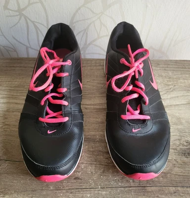 Nike Total Core TR Damen Sneaker Schuhe Sportschuhe schwarz pink Gr. 40,5 - Bild 1 von 4