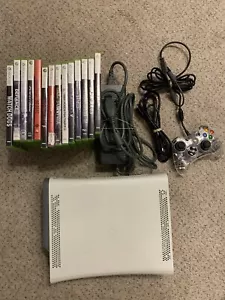 Microsoft Xbox 360 Console Bundle W/ Wired Controller 14 Games HDMI Power Cord - Picture 1 of 6