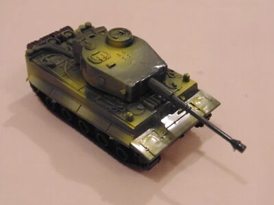 W.A.W NATO Minotaur Heavy Battle Tank – 12.5cm Green Plastic Painted – Used - Image 1 of 4