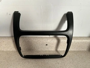 Cadillac Deville 2003-2005 tablero control de clima radio bisel embellecedor gris oscuro OEM - Imagen 1 de 4