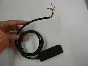 New Schmersal Safety Interlock Switch ST-14 J3 - Picture 1 of 4
