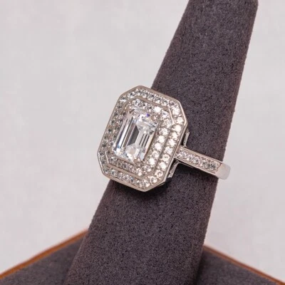 Anillo CRISLU Corte Radiante - Platino de Ley 3.2cctw - Perfecto Estado - Talla 7 Foto 1 de 4