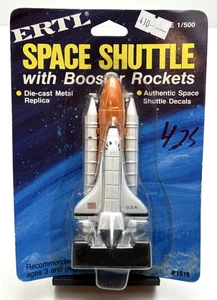 ERTL - Space Shuttle with Booster Rockets - 1:500 Scale #1515 - Picture 1 of 2