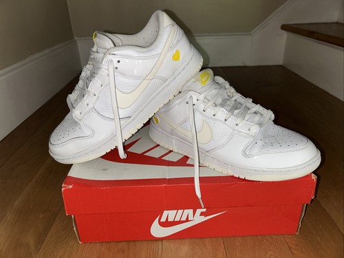Scarpe Nike Dunk Low Valentines Giallo Cuore Bianco FD0803 100 Donna Taglia 8 5