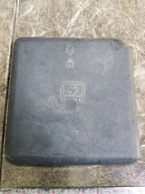 03-06 GMC YUKON SIERRA CHEVY TAHOE SILVERADO TABLERO CAJA DE FUSIBLES BLOQUE CUBIERTA 1520 Foto 1 de 2