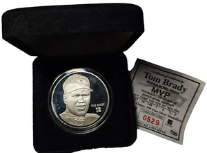 TOM BRADY .999 SILVER 1 TROY OZ ROUND by THE HIGHLAND MINT w/ OG BOX & COA - Picture 1 of 4