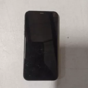 iPhone 11 Beschädigte TEILE/REPARATUR!!BESCHREIBUNG LESEN!! - Bild 1 von 2