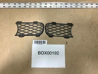 Volkswagen Touareg 2005 7L alerón delantero izquierdo y derecho parrilla conjunto OEM+ Foto 1 de 4