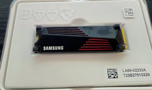 Samsung 990 PRO 1TB Heatsink, M.2 SSD Nvme Pcie 4.0, 7.450 Mb/S MZ-V9P1T0CW - Bild 1 von 4