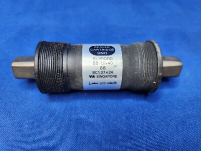 NOS Shimano  BB-UN40 BOTTOM BRACKET English 68 x 113mm - Image 1 of 4