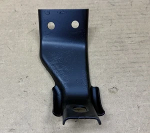 Cubierta de ventilador Corvette 1969-1976 soporte de montaje superior LH - Imagen 1 de 11