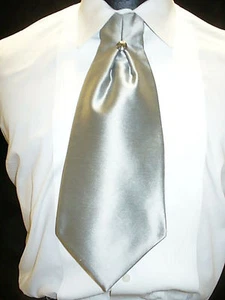 Corbata de corbata usada pretied - platino c800 - Imagen 1 de 1