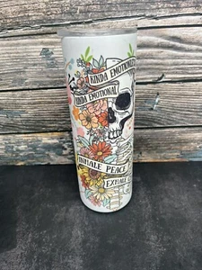 20 Unzen Einatmen Frieden Ausatmen Chaos Becher Becher Flasche Kaffee Skelett Goth Spooky - Bild 1 von 6