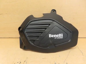 Benelli TRK 502 E5 2023 2994 millas - cubierta del motor 160096280000 - Imagen 1 de 5