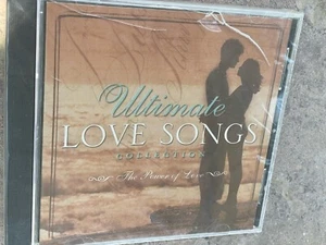 ULTIMATE LOVE SONGS Collection New Cracked Case - Foto 1 di 1