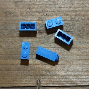 LEGO 3245 Bright Blue Brick 1X2X2 Qty 5 - Picture 1 of 4