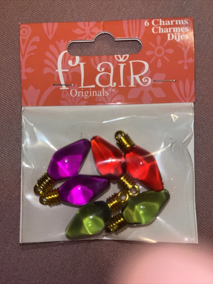 6 Christmas light charms - Image 1 of 1