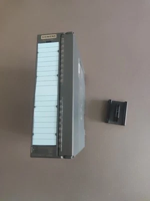 Siemens AQ 4x12 Bit SM 332 6ES7332-5HD01-0AB0 6ES7 332-5HD01-0AB0 Simatic FS:11 - Imagen 1 de 3