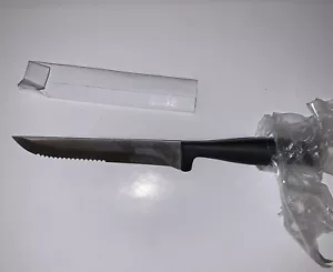 CALPHALON CLASSIC 4.5" SERRATED STEAK KNIFE STAINLESS STEEL BRAND NEW NEVER USED - Picture 1 of 3