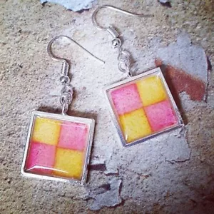 Unique BATTENBERG EARRINGS mixed up dolly CAKE fab! VINTAGE retro BAKE OFF yum! - Picture 1 of 1