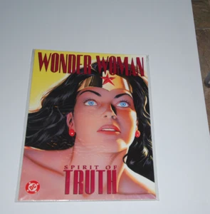 Cómic de Wonder Woman "Espíritu de la Verdad" 13 1/2 X10 pulgadas - Imagen 1 de 2