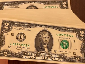 (5) New Uncirculated Two Dollar Bills, SERIES 2017A - Picture 1 of 3