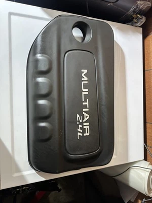 2015-2017 Chrysler 200 Engine Cover MULTIAIR 2.4L OEM 04627875AC - Image 1 of 4