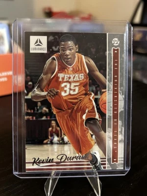 2022 Panini Chronicles Draft Picks #47 Kevin Durant Luminance - Image 1 of 2