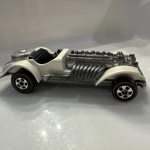 Hot Wheels Redline 1970 Sweet 16 Mattel China White Sparkle Coat Rare Toy Car - Picture 1 of 7