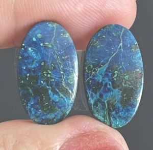 21,35 19,9x11,6c4,6mm Paar seltene dunkelblaue Shattuckit ovale Cabochons Edelsteine - Bild 1 von 12