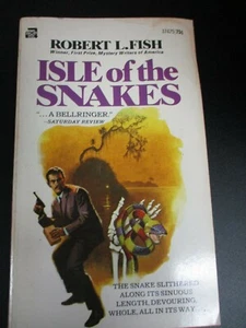 Robert L. Fish- Isle Of The Snakes-Rare 1963 Ace Star Suspense Paperback - Picture 1 of 9