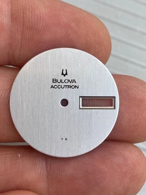Bulova accutron quadrante argentato per calibro 2182 RARE VINTAGE - Immagine 1 di 4
