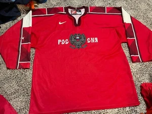 RUSSIAN Federation National Team Logo Men Red Hockey Jersey L Nike 1998 - Picture 1 of 5