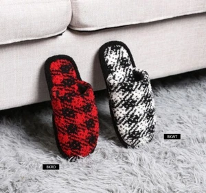 ComfyLuxe Buffalo Check Pattern Slippers - Picture 1 of 5