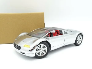 Revell SB 1/18 - Audi Avus Concept Car - Picture 1 of 3