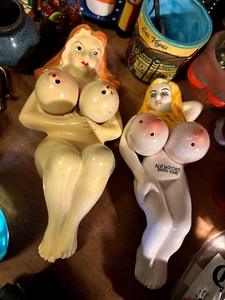 Vintage Naughty Risque Naked Ladies  salt&pepper sets - Picture 1 of 9