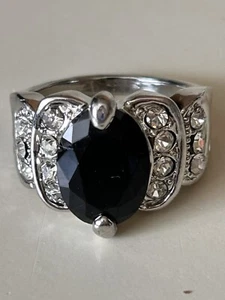 Cocktail Ring Size 8 Black Glass Crystal Accents Art Deco Style Rhinestones - Picture 1 of 8