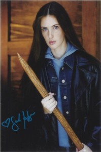 SARAH HAGAN "AMANDA" BUFFY THE VAMPIRE SLAYER SIGNED Photo 8"x10" w/ COA!