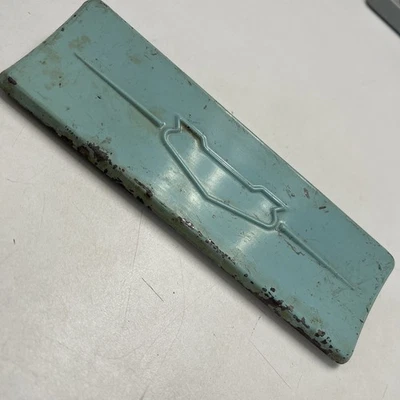 Chevrolet 150 210 1957 radio de letra placa bonita L5 Foto 1 de 4