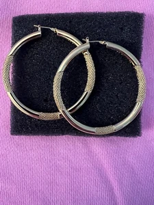 Vince Camuto Hoop Earrings Goldtone - Beautiful- NWOT - Picture 1 of 4