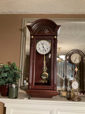 Howard Miller Jennison Chiming Clock 612-221 New w/ Minor Flaws *Please Read* Cover
