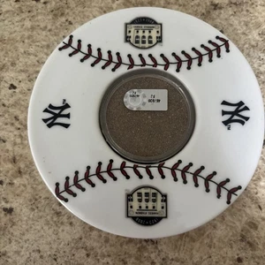 NY Yankees Authentic Game Used Dirt Coaster No Box - Picture 1 of 3