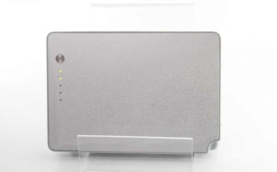 Genuine Apple A1045 A1078 A1148 Battery for PowerBook G4 15-in (M9325G/A) - Image 1 of 1